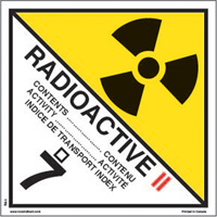 Étiquettes d'expédition pour matières radioactives de catégorie 2, 4" lo x 4" la, Noir sur blanc SAG878 | Johnston Equipment